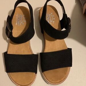 Skechers Black and Tan Sandals